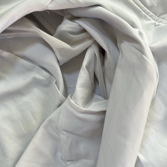 ALO yoga zip jacket with mesh detail. - Picture 5 of 7